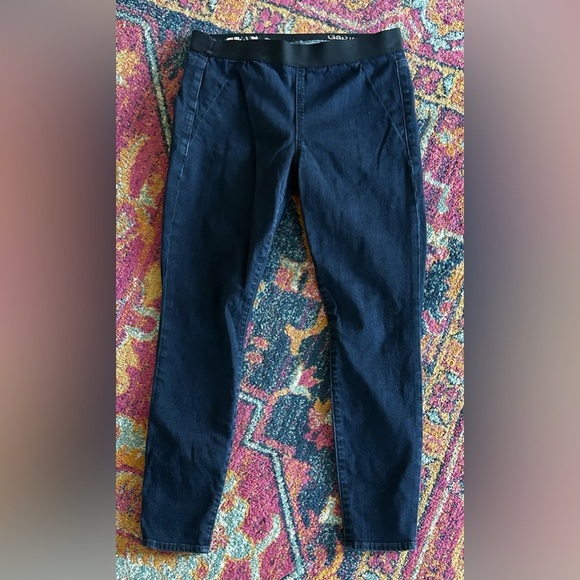 🔥GAP | Women’s dark indigo Resolution Pull-On Jeggings, elastic waist, size 30P - Picture 4 of 11